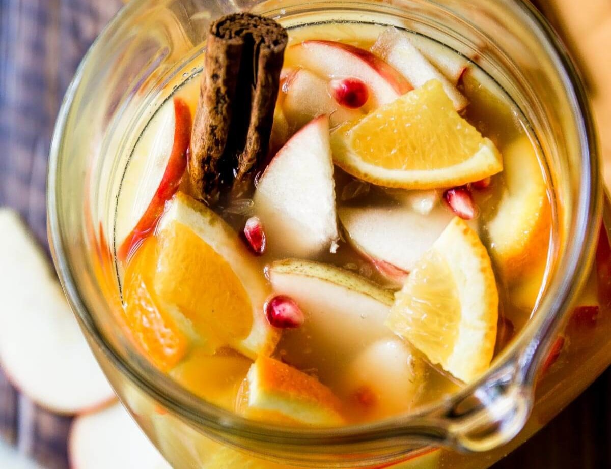 Apple Cider Autumn Sangria suggested serving